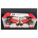 IH Farmall 460 and 560 Tractors (set) 1/16