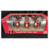 IH Farmall Set of 3   1/64