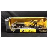 John Deere Truck & Loader Backhoe  1/64