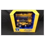 New Holland CR Twin Rotor Combine  1/64