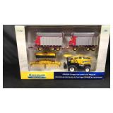 New Holland FR9090 Forage Harvester & Wagons  1/64