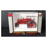 IH Farmall 400 Gas Tractor 1/16