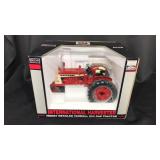 International Harvester 504 Gas Tractor 1/16