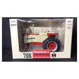 706 Farmall Tractor with Heat Houser 1/16