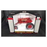 International 450 Gas Hi Clear Tractor 1/16