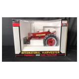 IH Farmall 350 Gas Tractor 1/16