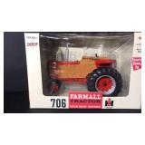 IH 706 Farmall Tractor with Heat Houser 1/16