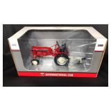 International Harvester Cub Tractor 1/16