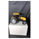 Challenger MT465 Tractor 1/16