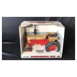 International 1026 Tractor 1/16