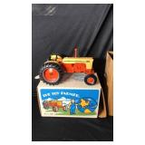 Case 800 Diesel Tractor 1/16