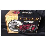 International Standard I-D9 Diesel Tractor 1/16