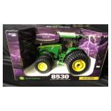 John Deere 8530 Tractor 1/16