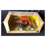 Allis-Chalmers 4W-305 Tractor with Cab 1/32