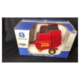 New Holland 688 Round Baker 1/16