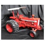 International Farmall 1026 Hydro 1/16