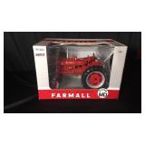 Farmall Super MD Tractor 1/16