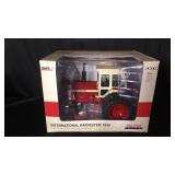 IH 1066 Tractor 1/16
