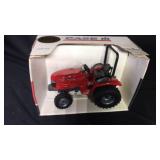 Case IH DX33, 1/16th