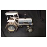 White Tractor 2-135, 1/16