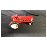 Farmall 350 1/16th