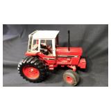 International 1486 Tractor 1/16
