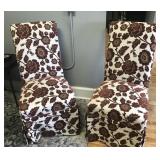 (2) Decorative Floral Cloth Side Chairs (2) Decorative Floral Cloth Side Chairs