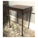 Small Accent / Lamp Table Small Accent / Lamp Table
