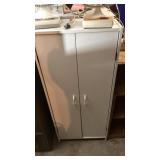 (2) White Cabinets, 23x52x12 (2) White Cabinets, 23x52x12
