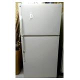 GE Refrigerator with Freezer on Top GE Refrigerator with Freezer on Top