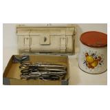 Remington Hardware Co. Mail Box, Variety of Scisso