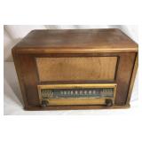 Silvertone Vintage Radio