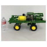 ERTL John Deere R4023 1:16 Scale Sprayer