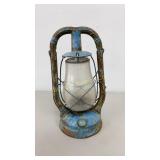 VTG Dietz Monarch Lantern Approx 14' Tall