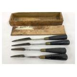 VTG Babbit Scraper Set in Wooden Box