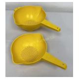 VTG Tupperware Colander Strainer Set 7' & 8ï¿½'