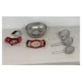 Apple Slicer, Chopper, Stainless Colander & Small