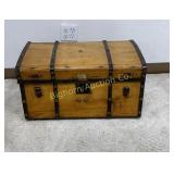 VTG Jenny Lind Wooden Trunk