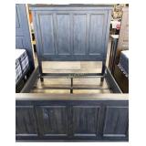 Magnussen Calistoga Queen Size Bed Includes