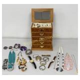 Jewelry Box w/ Contents: Rings, Earrings,