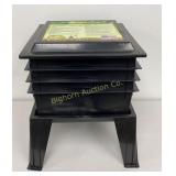 Worm Factory Upward Migration Composting Worm