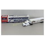 Ford Aeromax Hesston Semi Truck & Trailer