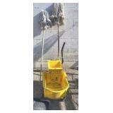 Commercial Mop Bucket 2 Mops & Dust Pan
