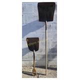 Flat Scoop Shovels 2 PC Lot