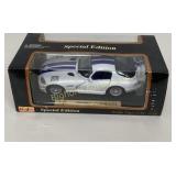Dodge Viper GT2 1:18 Scale Die Cast Replica