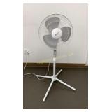 Comfort Zone 16" Oscillating Fan