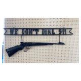 "We Donï¿½t Dial 911" Metal Art Sign