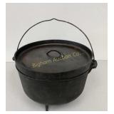 Cast Iron Footed 12ï¿½" Dutch Oven w/ Lid