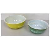 VTG Pyrex Yellow 404 & Green 403 Mixing Bowls