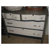 Wodoen chest of drawers